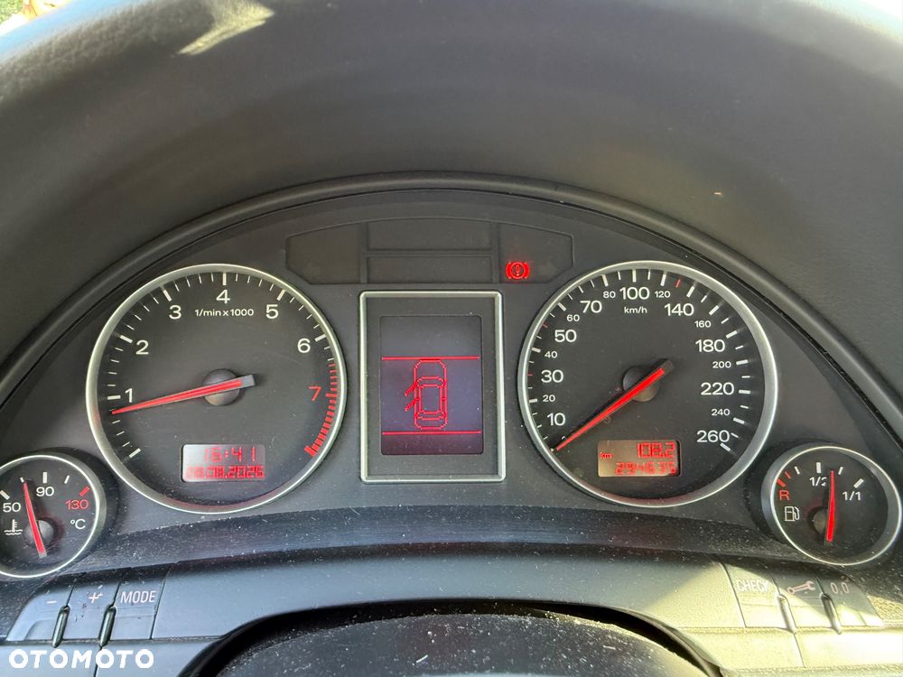 Audi A4 Avant 1.8 T - 14
