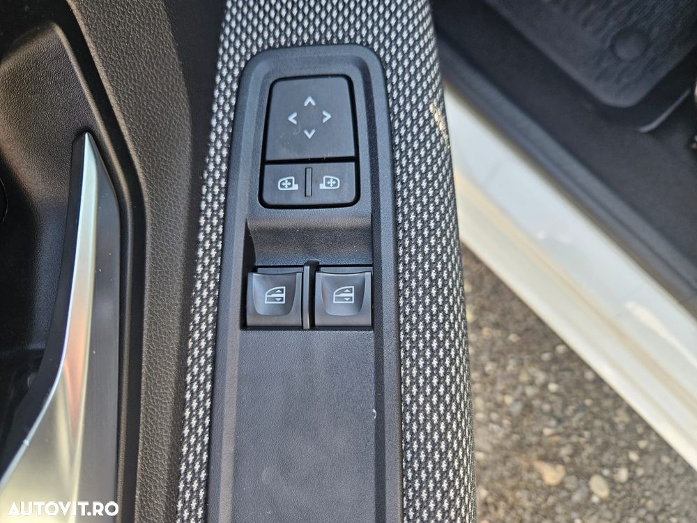 Dacia Sandero - 13