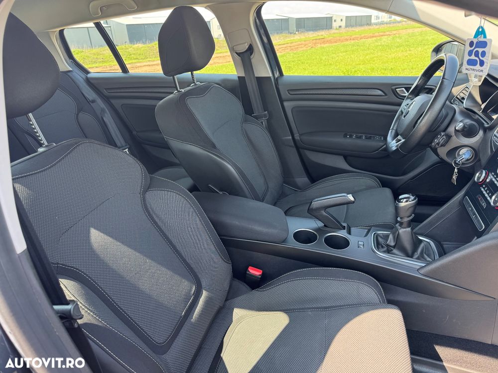 Renault Megane - 7