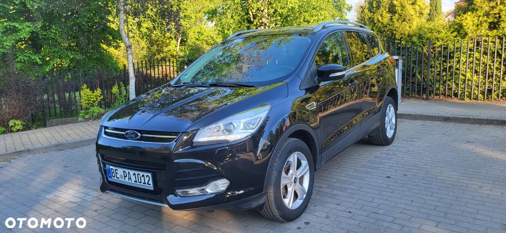 Ford Kuga 1.6 EcoBoost 2x4 Titanium - 1