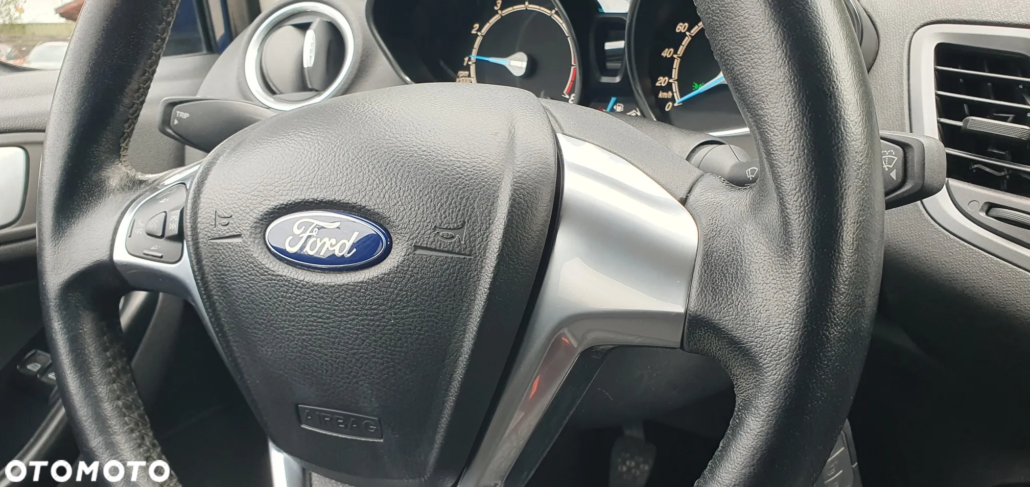 Ford Fiesta 1.25 Titanium - 33