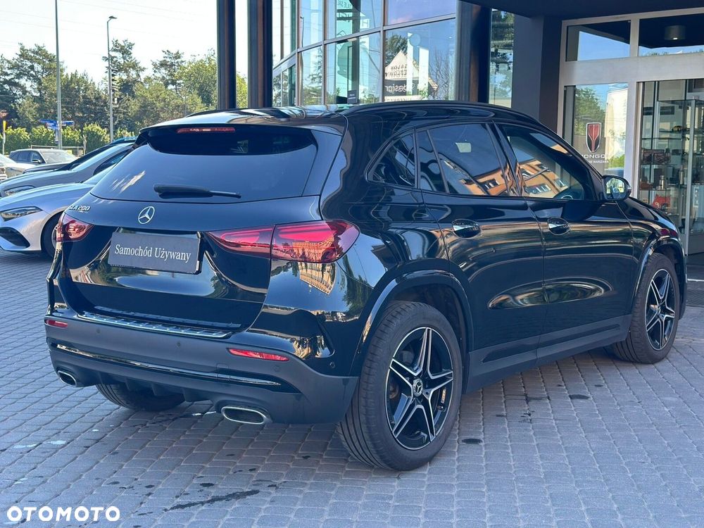 Mercedes-Benz GLA 200 AMG Line - 8
