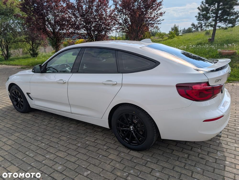 BMW 3GT 318d Advantage - 10