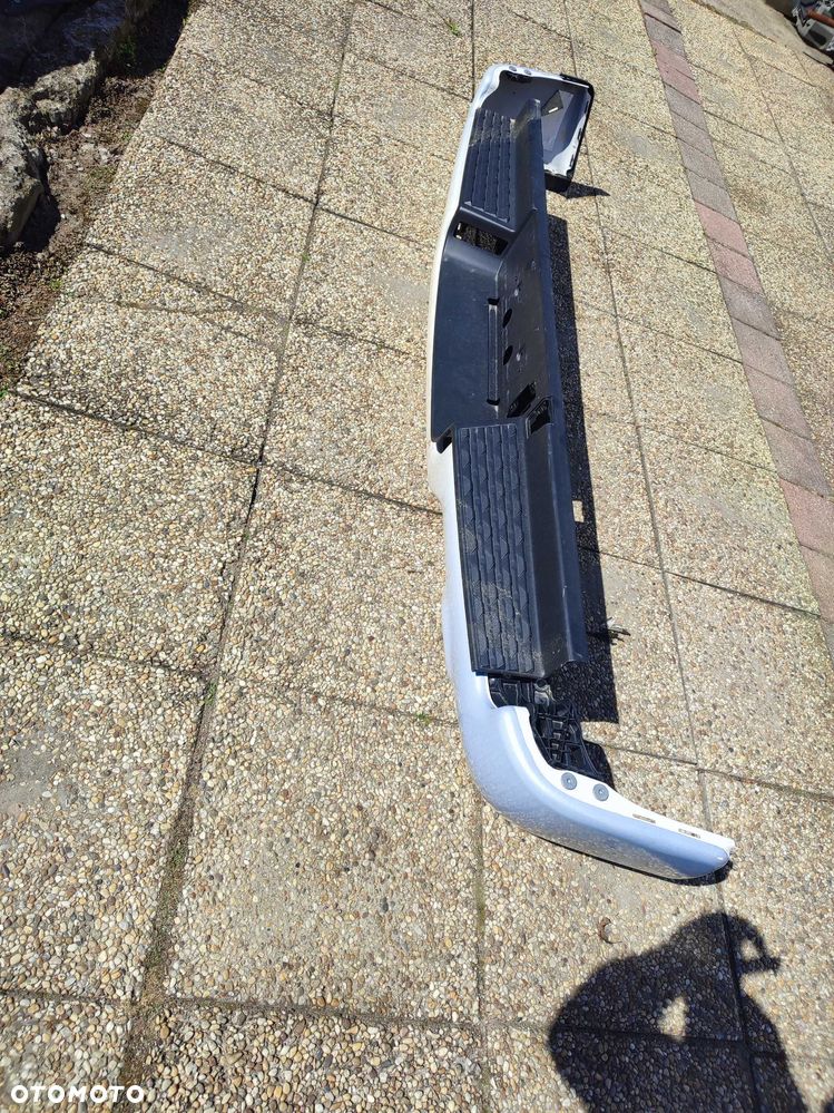 Dodge Ram 2019-23 zderzak tylny z nakładką górną - 2