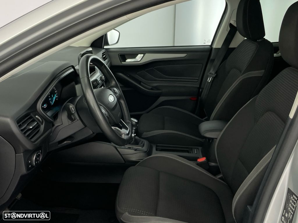 Ford Focus SW 1.0 EcoBoost Connected - 11
