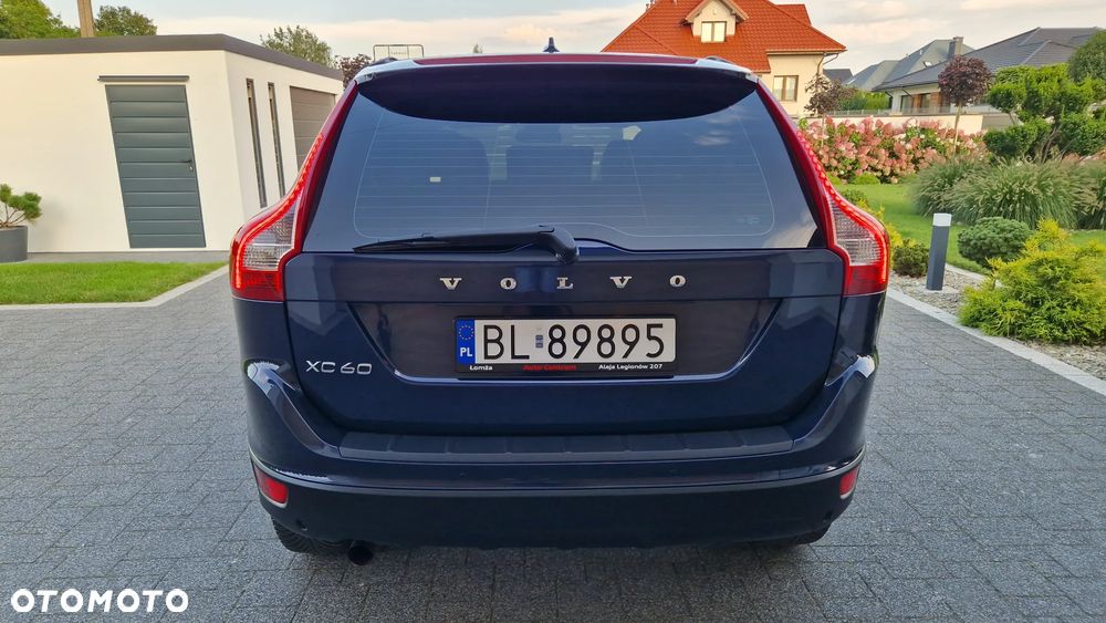Volvo XC 60 D4 Geartronic Momentum - 5