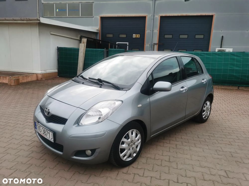Toyota Yaris 1.4 D-4D Terra EU5 - 1