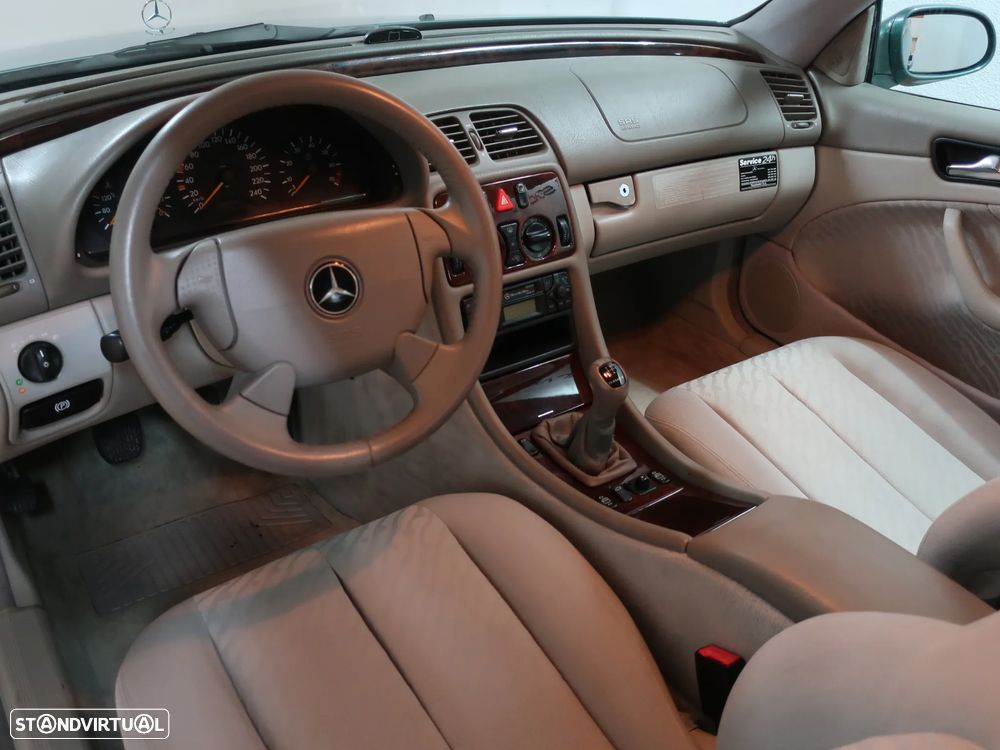 Mercedes-Benz CLK 200 Elegance - 15