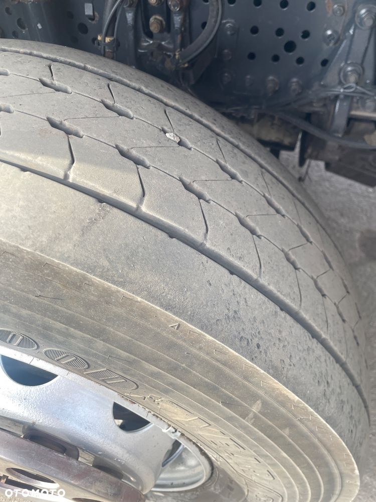 Mercedes-Benz 2533 - 10