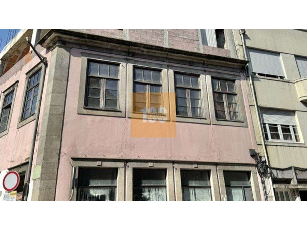 T1 novo na Baixa do Porto - Grande imagem: 4/25
