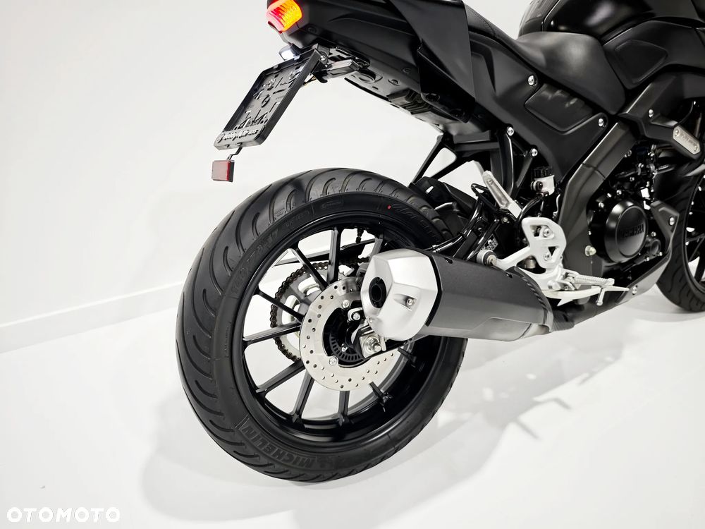 Yamaha MT - 11