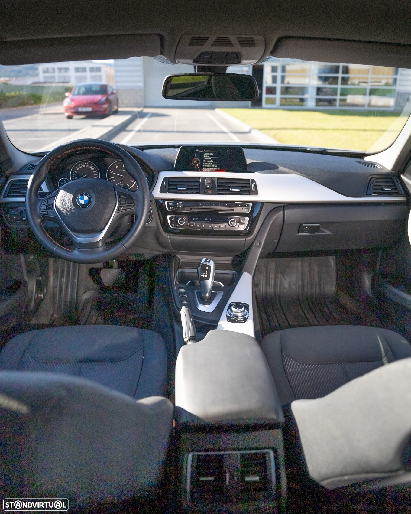 BMW 318 d Touring Aut. Advantage - 39
