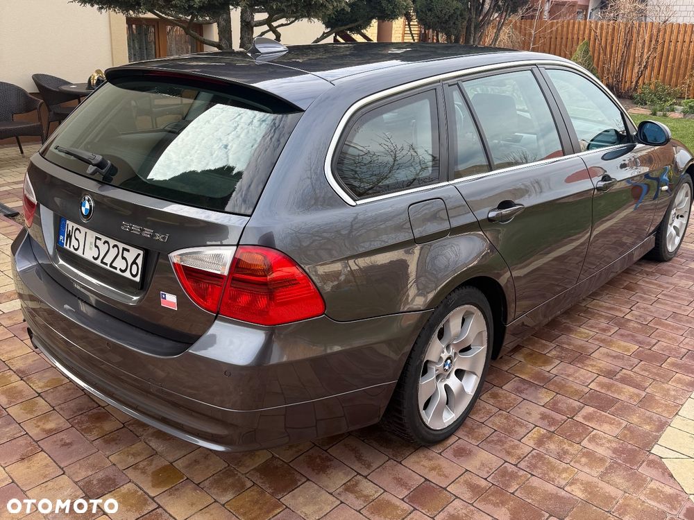 BMW Seria 3 325xi - 5