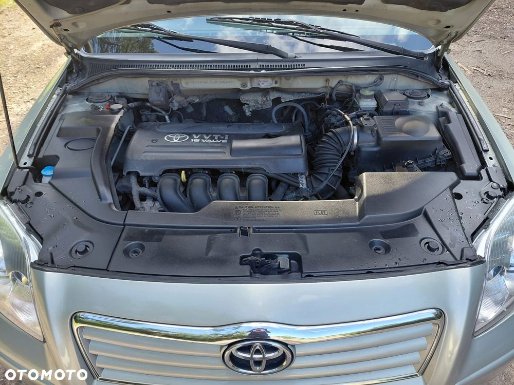 Toyota Avensis 1.8 VVT-i Sol - 10