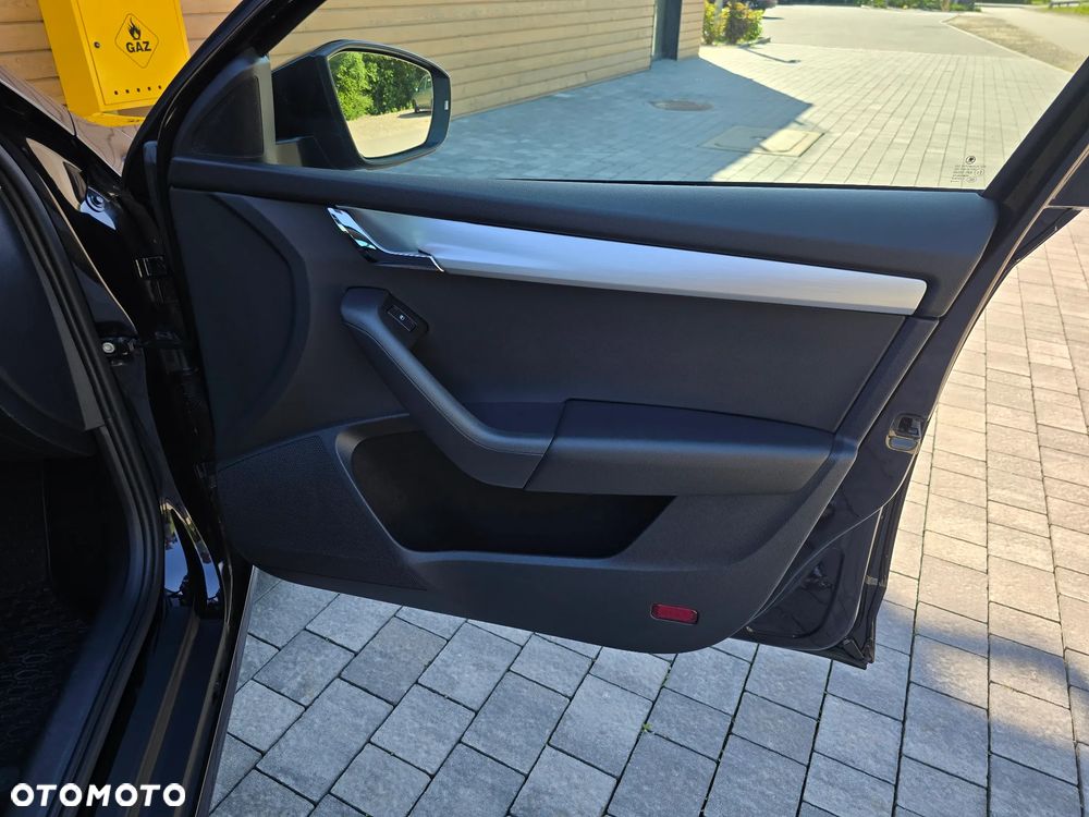 Skoda Octavia 1.6 TDI Premium Edition - 19
