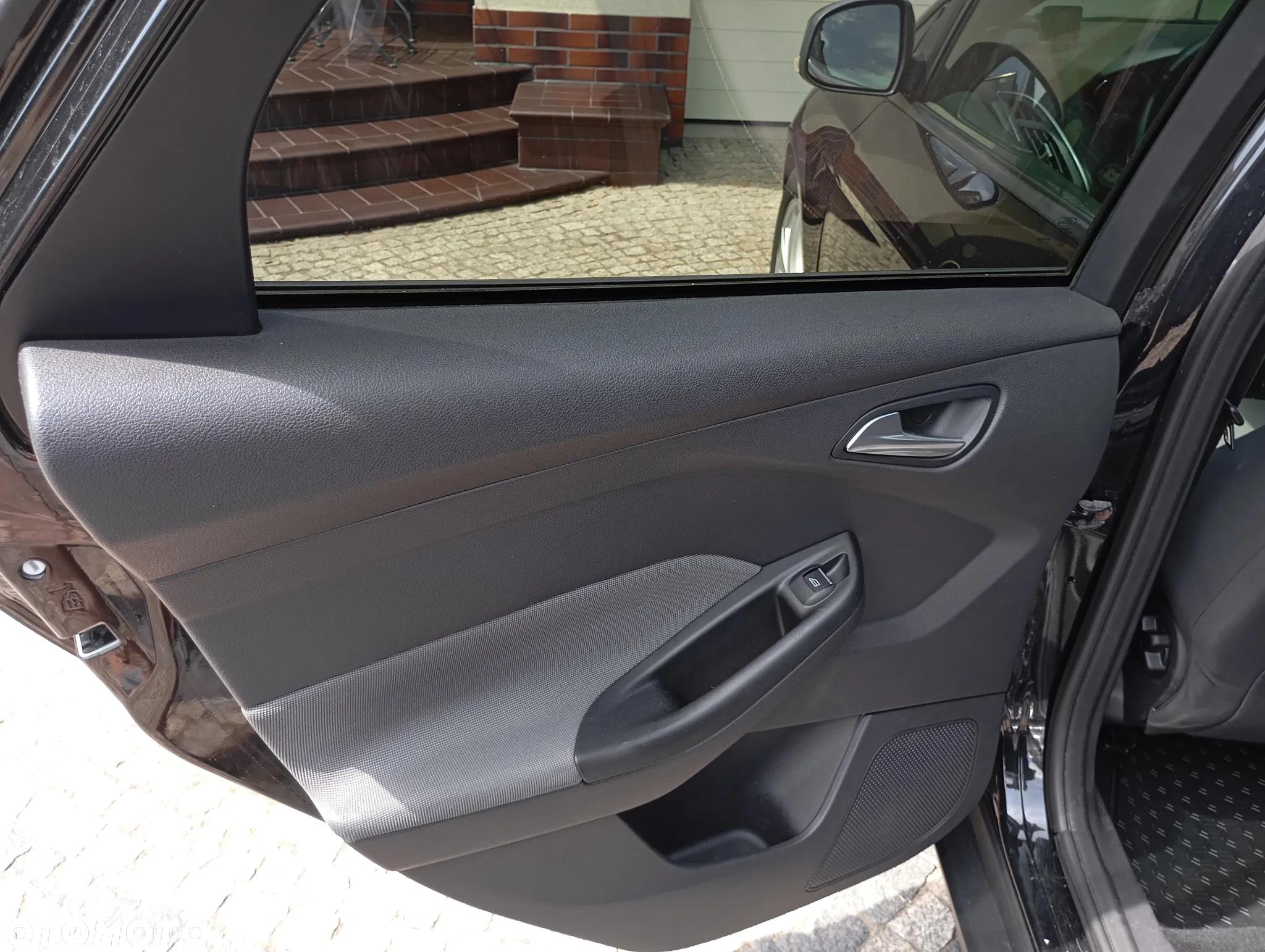 Ford Focus 1.6 TDCi DPF SYNC Edition - 10