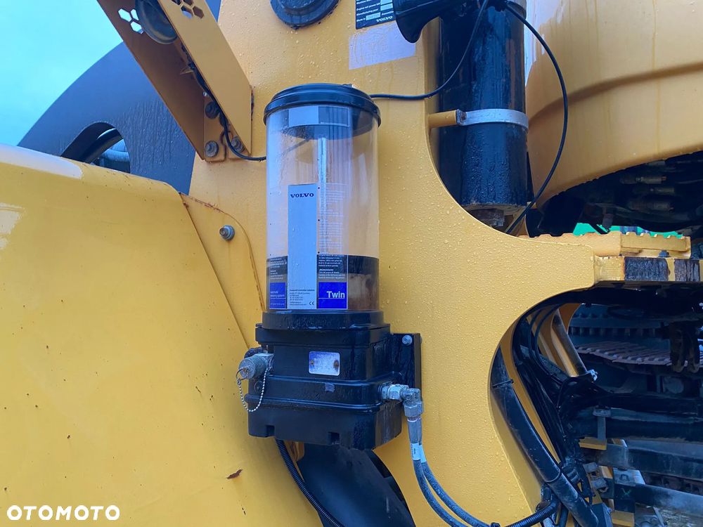 Volvo L260H 2018r - 26