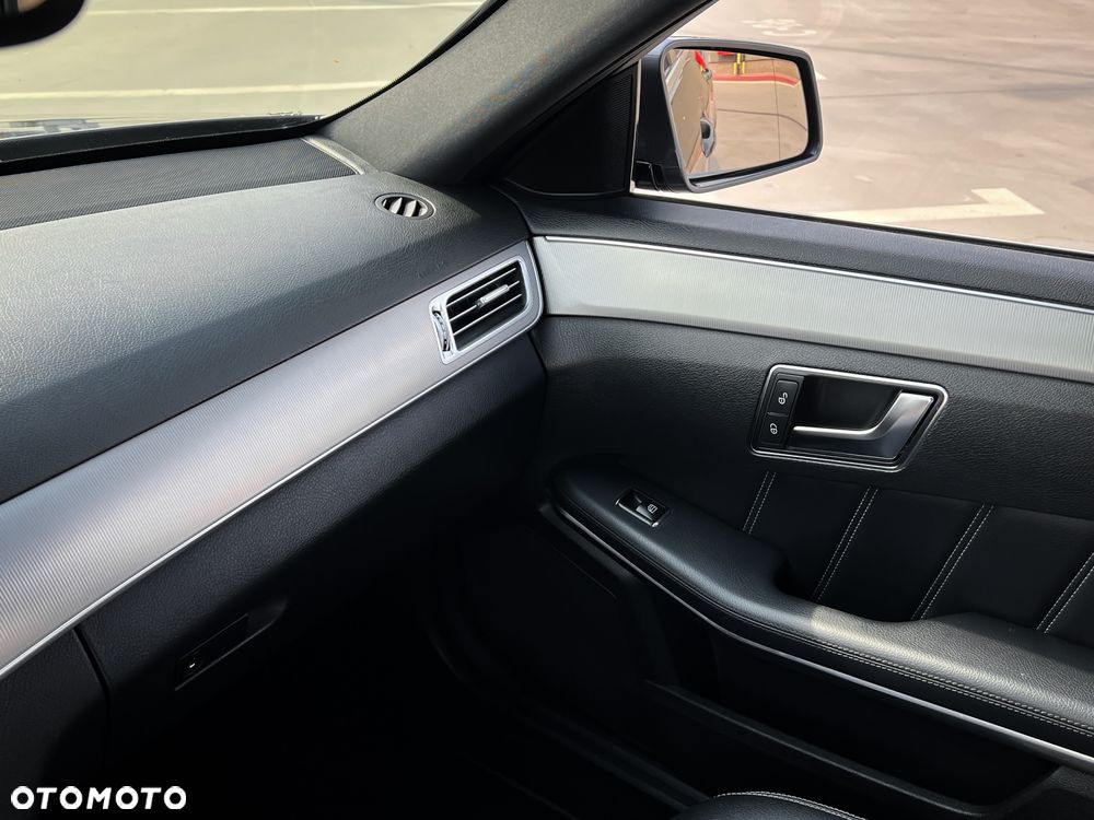 Mercedes-Benz Klasa E 220 BlueTEC 9G-TRONIC Avantgarde - 21