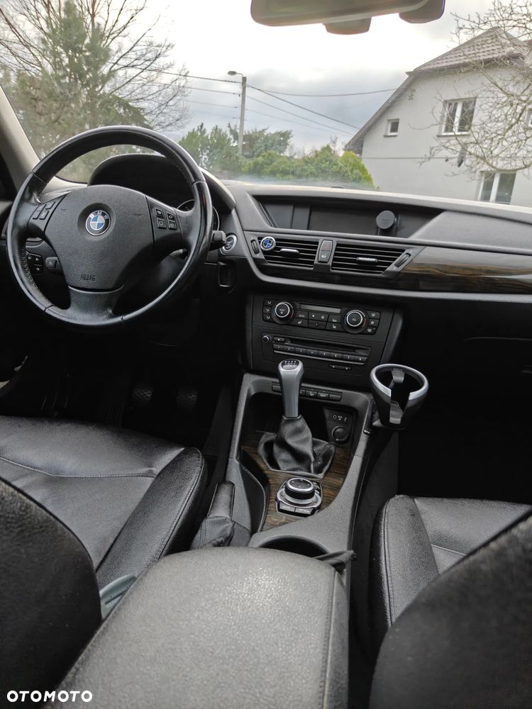 BMW X1 xDrive20d - 12
