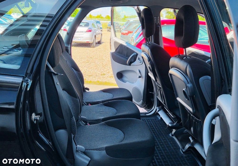 Citroën Xsara Picasso - 11