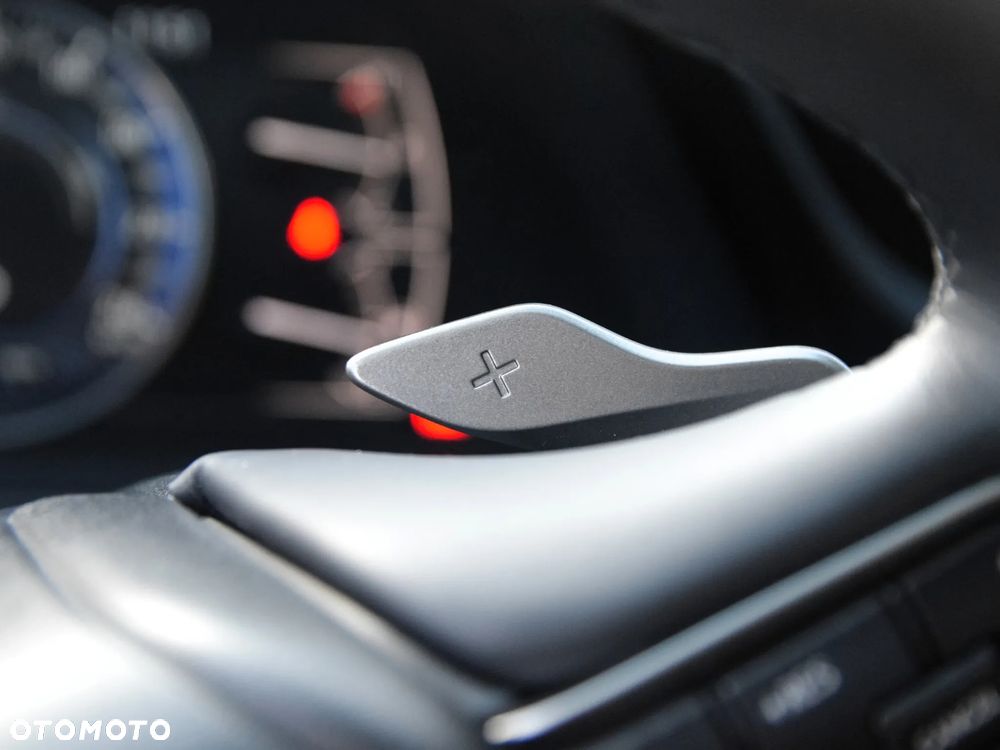 Lexus ES 300h Business Line - 18