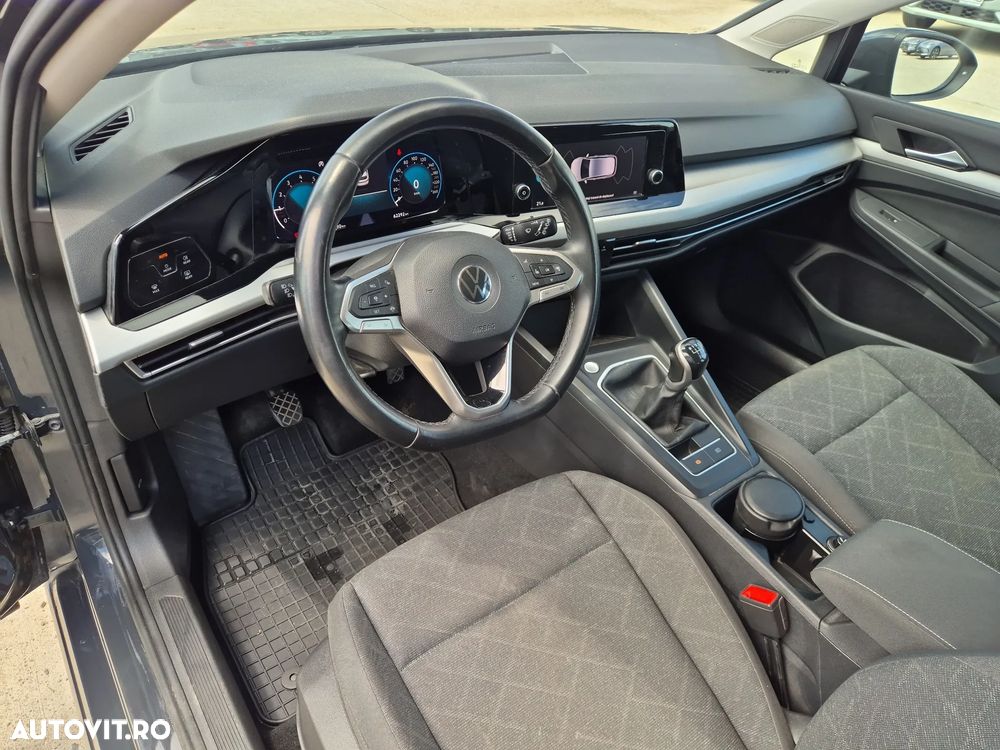Volkswagen Golf 1.0 TSI Life - 12
