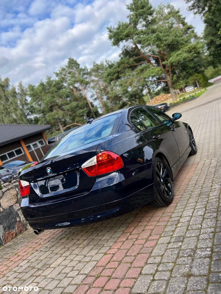 BMW Seria 3 320i - 12