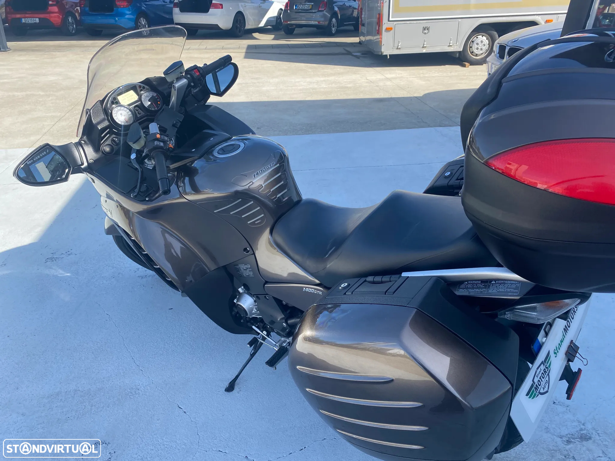 Kawasaki GTR 1400 GTR - 4