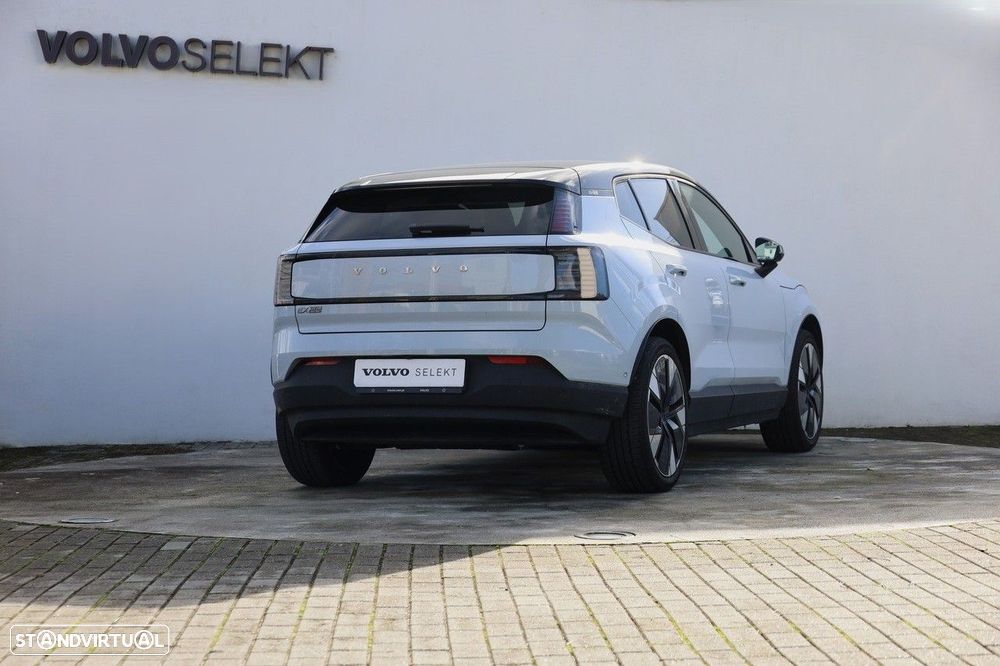 Volvo EX30 69 kWh Single Motor Extended Range Ultra - 35