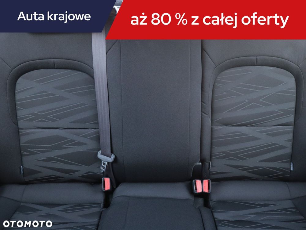 Kia Ceed - 12