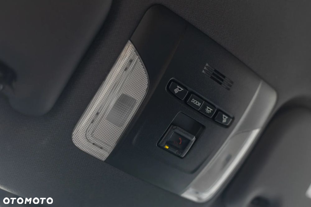 Toyota Corolla 1.8 Hybrid GR Sport - 31