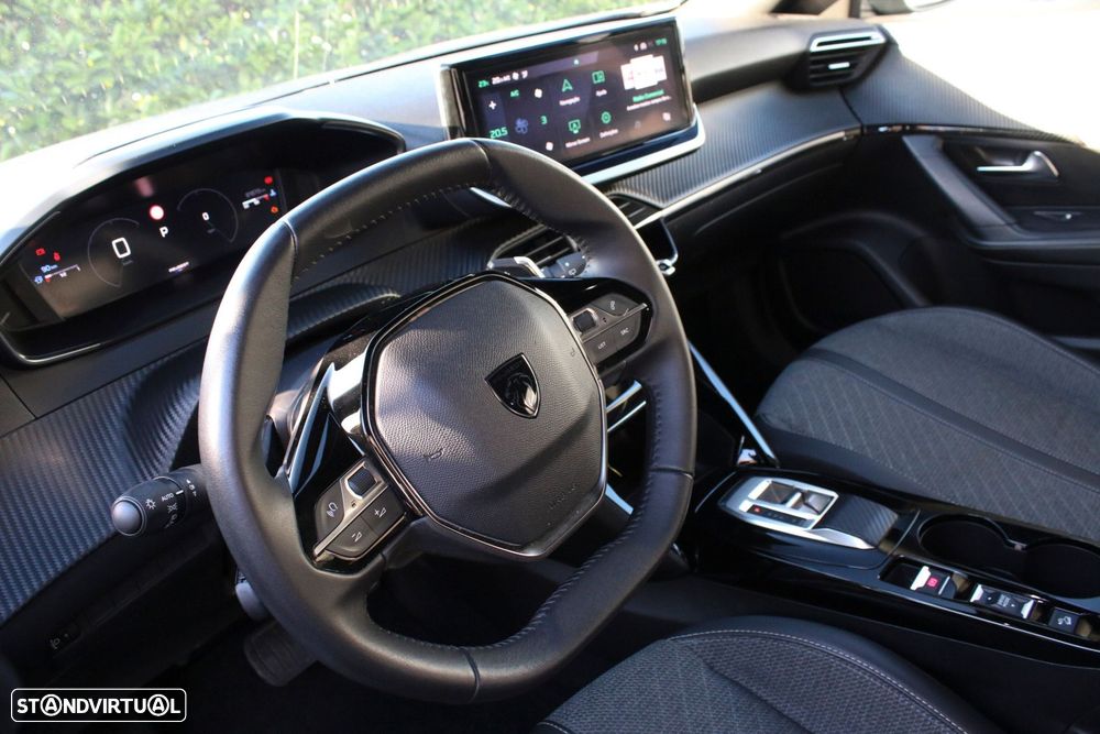 Peugeot 2008 PureTech 130 EAT8 Allure - 30