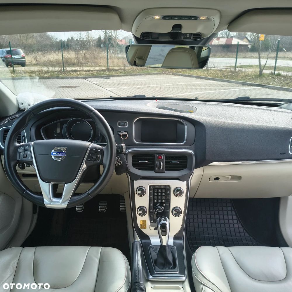 Volvo V40 D2 Drive-E Ocean Race - 7