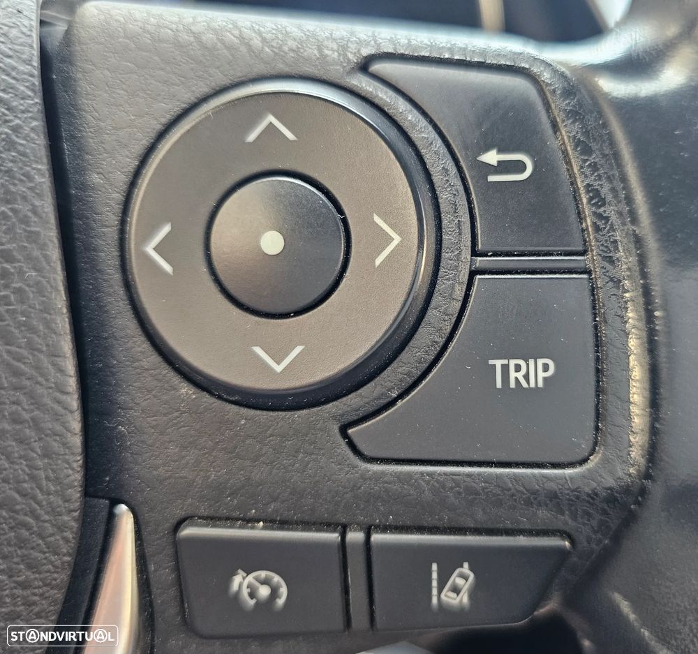 Toyota Auris Touring Sports 1.4 D-4D Comfort+Pack Sport - 24