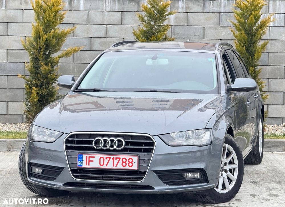 Audi A4 2.0 TDI DPF multitronic S line Sportpaket - 3