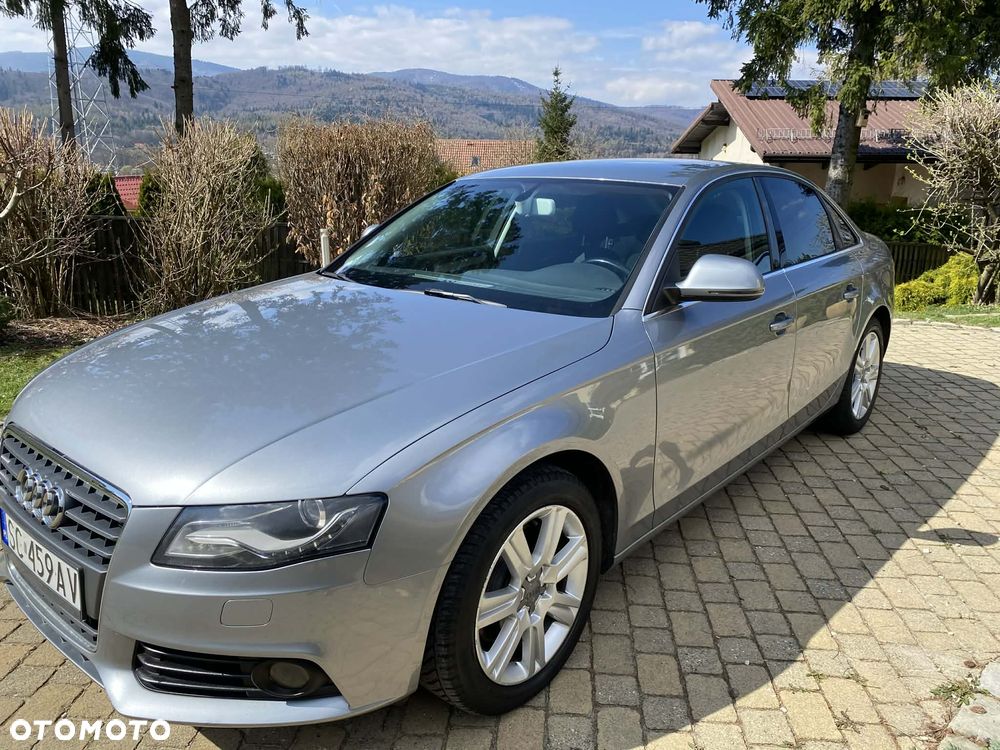 Audi A4 Limousine - 13