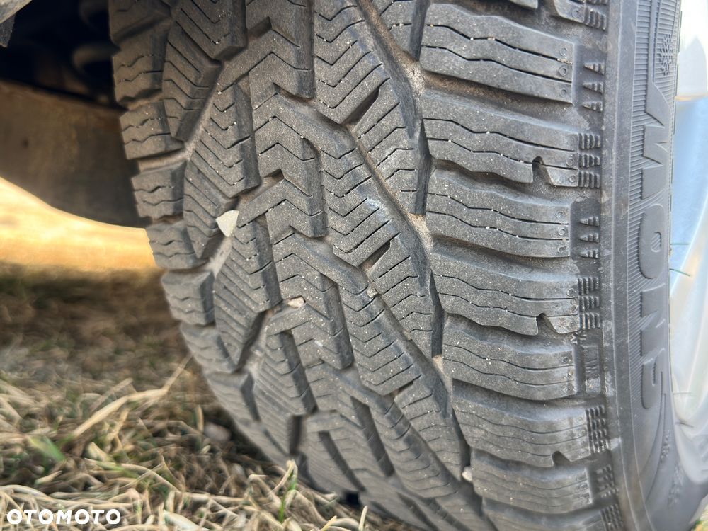 Volkswagen Passat 1.6 TDI BlueMotion Technology Comfortline - 27