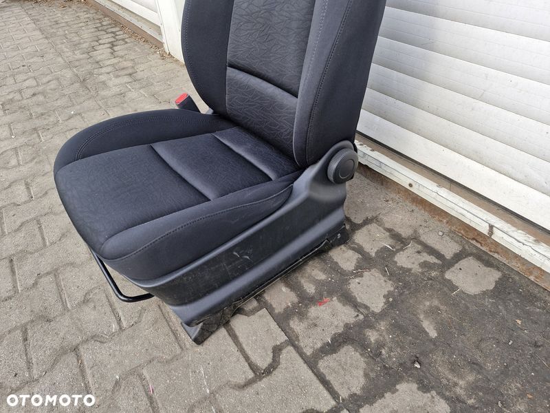 HYUNDAI IX20 FOTEL KIEROWCY LEWY PRZÓD UK - 6