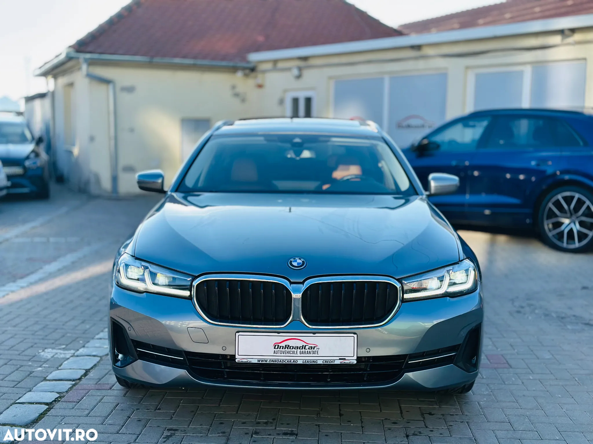 BMW Seria 5 530e xDrive Touring Aut. - 12