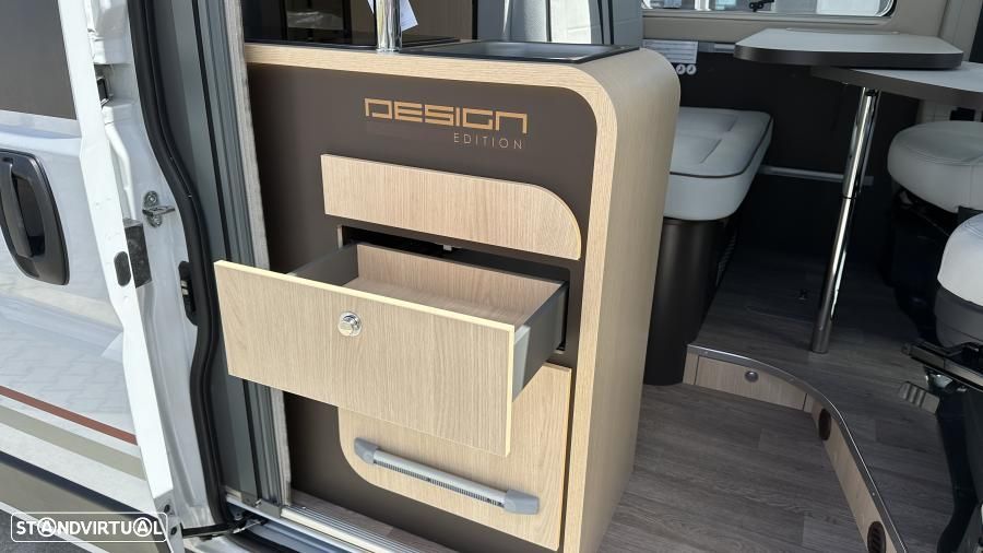 Autostar Van Design Edition V590LT automática (NOVA) - 32