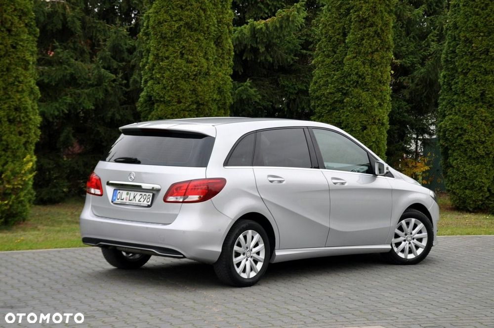 Mercedes-Benz B-Class 2016 photo 5