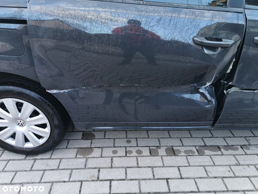 Volkswagen Sharan 2.0 TDI BlueMotion Technology Comfortline - 24