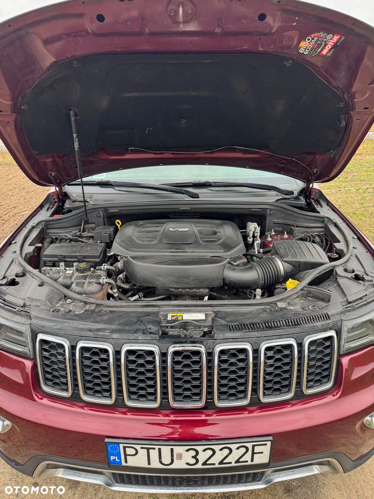 Jeep Grand Cherokee - 30