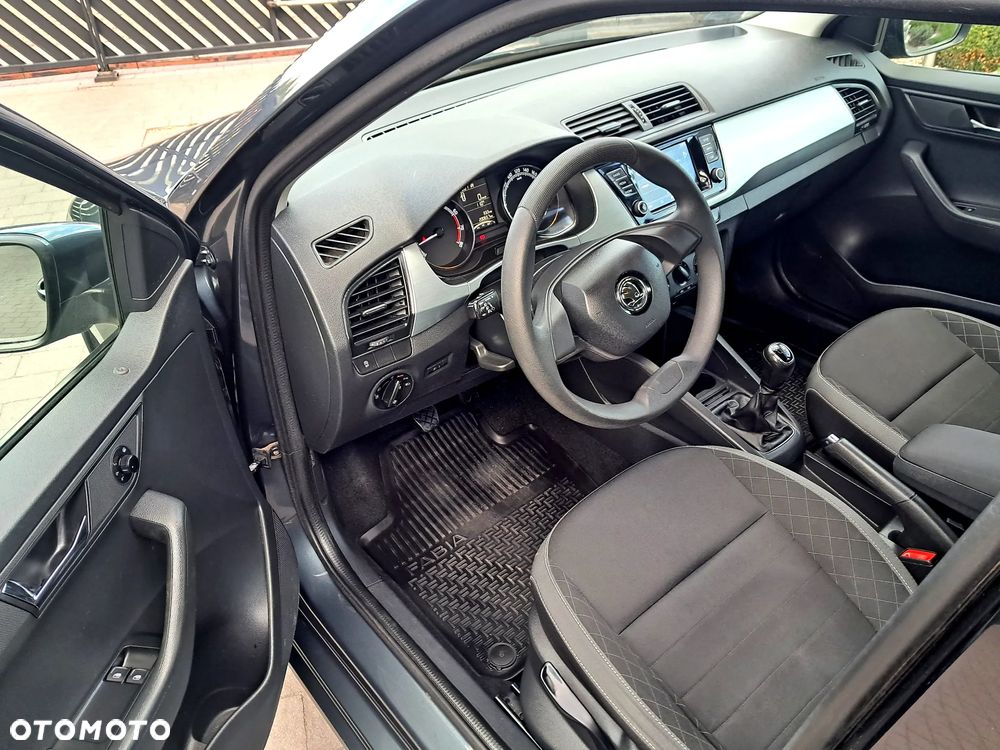 Skoda Fabia 1.0 TSI Ambition - 10