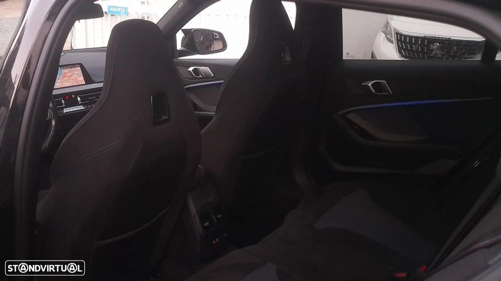 BMW M135i xDrive Edition Colorvision - 15