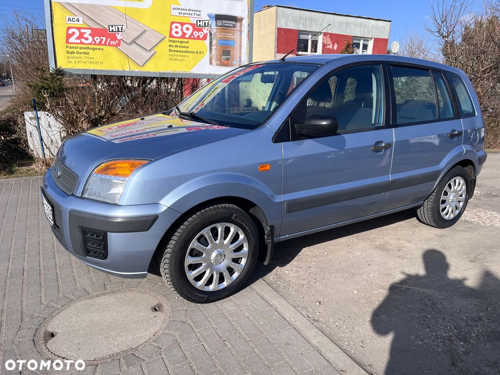 Ford Fusion - 2