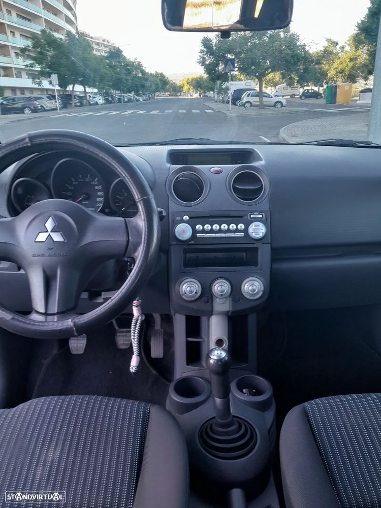 Mitsubishi Colt 1.1 Inform RCD/AC - 12