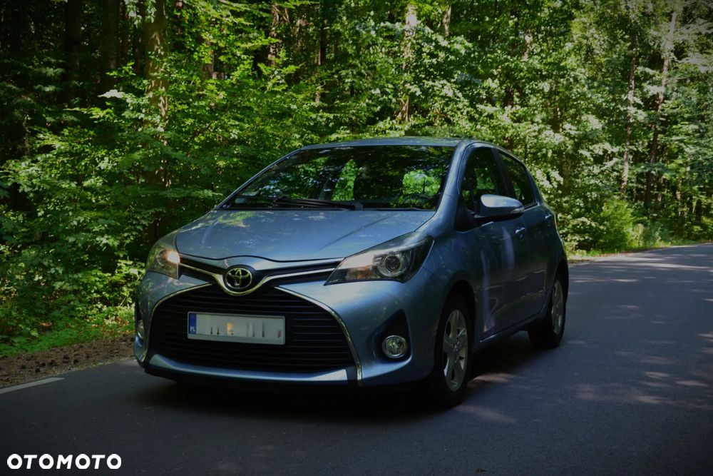 Toyota Yaris 1.33 Premium - 1