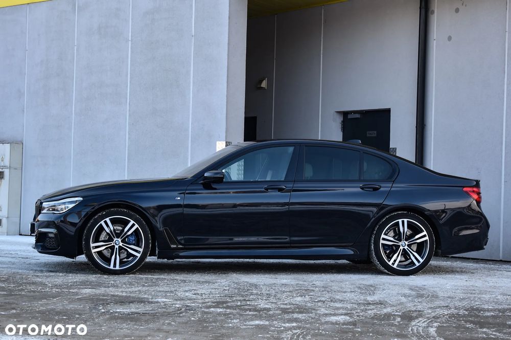 BMW Seria 7 740d xDrive - 23