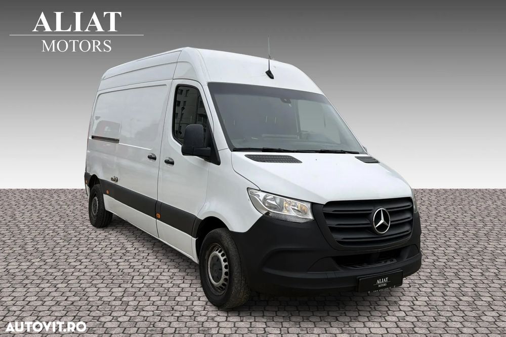Mercedes-Benz Sprinter - 3